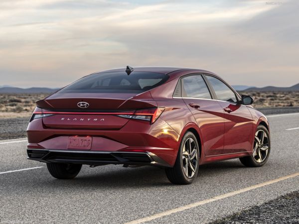 Hyundai-elantra-3
