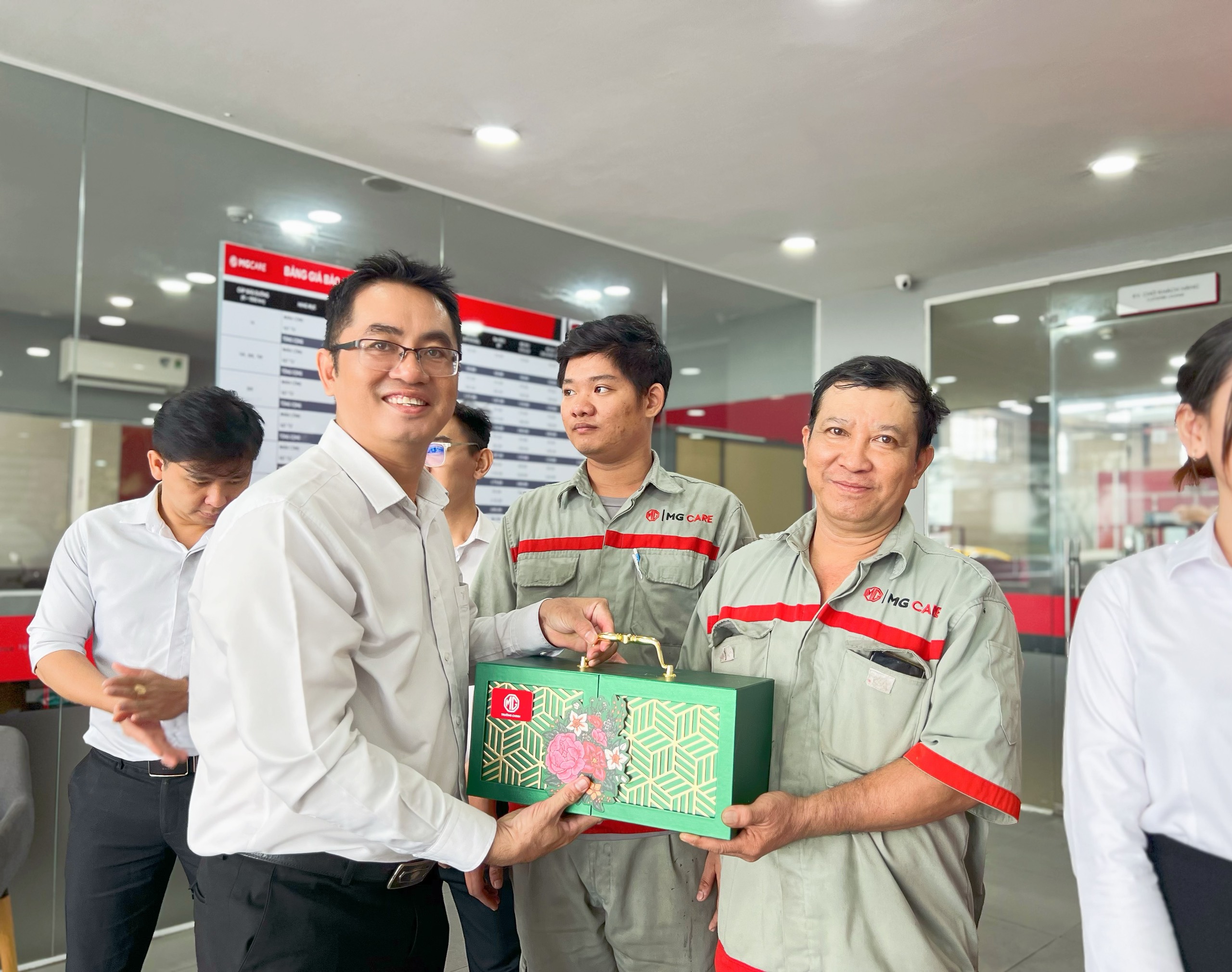 Z5137601780242_ac9f1f0a6468deb25dcdb4c978be3490